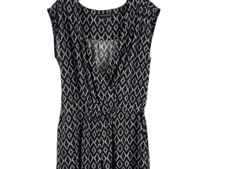 Black & White Romper Banana Republic, Size 8 For Sale