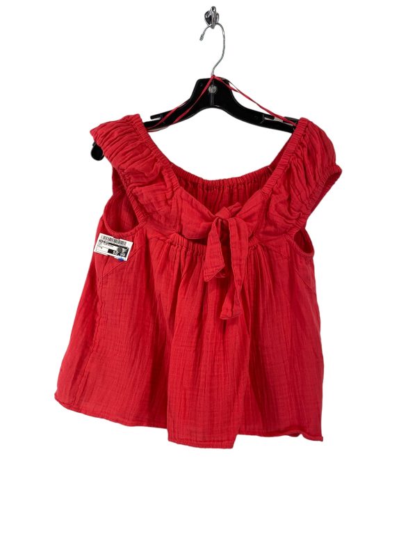 Red Top Sleeveless Old Navy, Size M Online