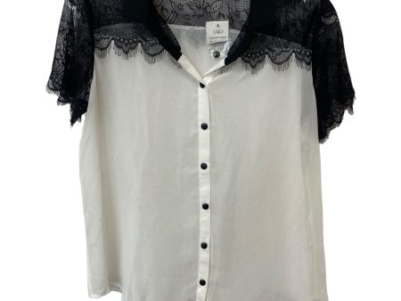 White Top Short Sleeve Cato, Size S Hot on Sale