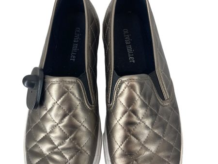 Silver Shoes Flats Olivia Miller, Size 8 Hot on Sale