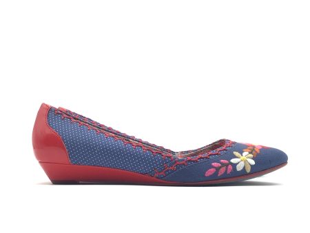 Shoes Flats By Poetic License In Blue, Size: 10 Supply