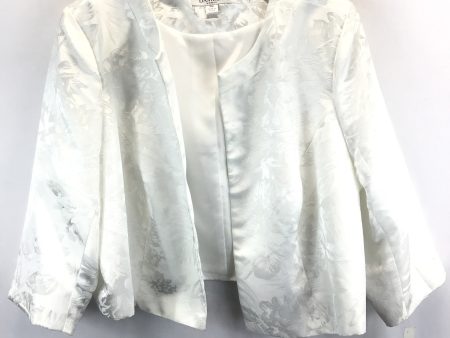 Blazer By Clothes Mentor In White, Size: 18 on Sale