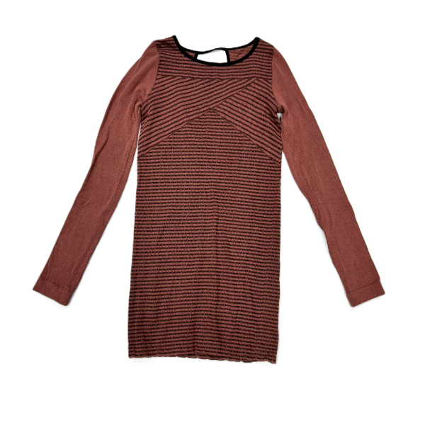 Black & Red Top Long Sleeve By Free People, Size: M on Sale