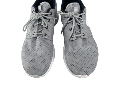 Grey Shoes Athletic Nike, Size 9.5 Cheap